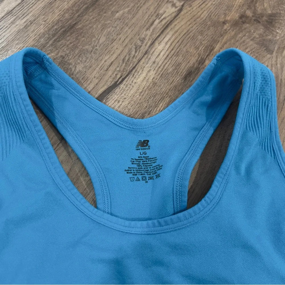 New balance sports bra size L - Picture 5 of 5